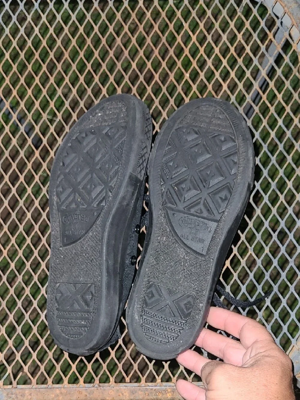 Converse Kids Black Low-Top Canvas Sneakers Size 1